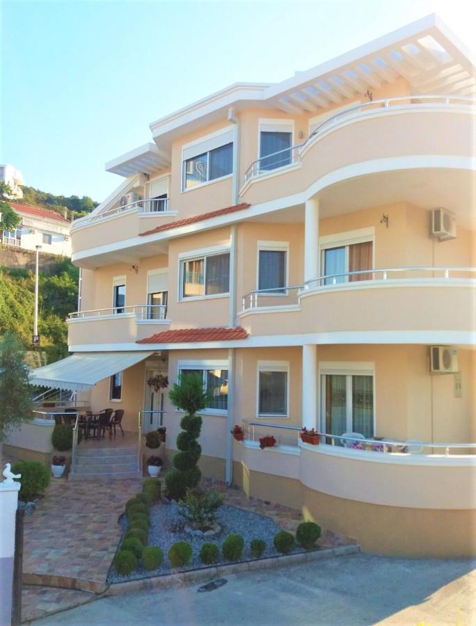 Apartmants Elisa Ulcinj Exteriör bild