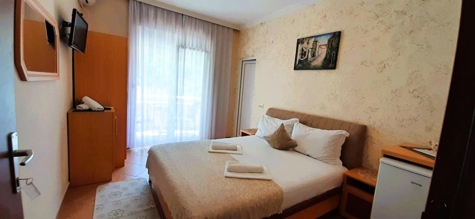 Apartmants Elisa Ulcinj Exteriör bild