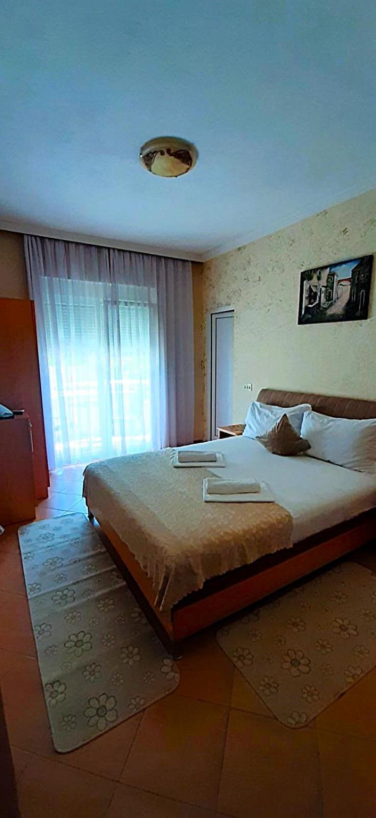 Apartmants Elisa Ulcinj Exteriör bild